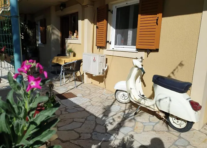 Epi Lourdata (Kefalonia)